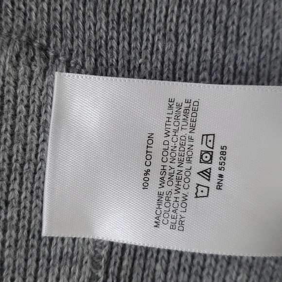 NWOT EXPRESS GRAY 100% Men's cardigan sweater XL reg 2 buttons - Picture 10 of 10